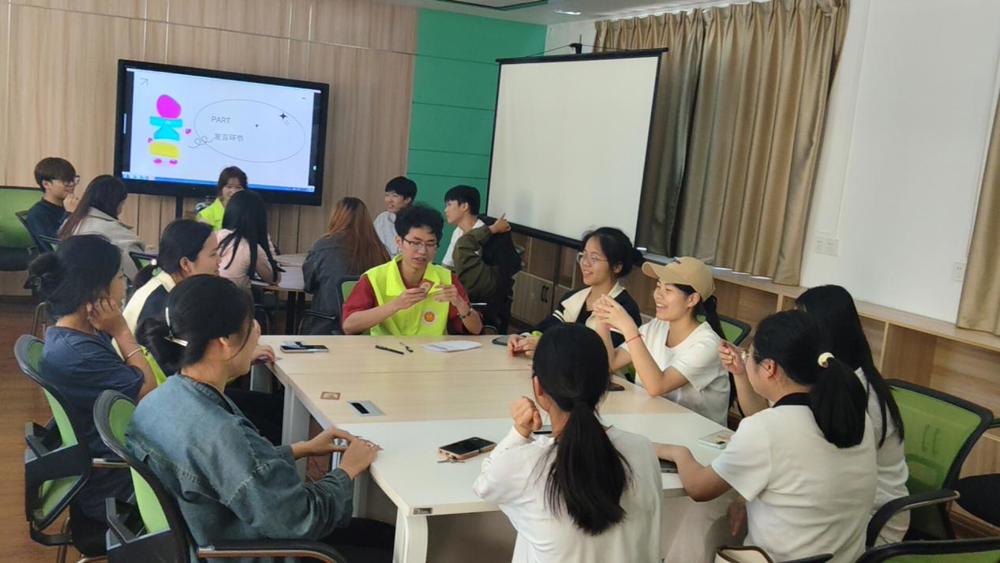 mmexport1777256413468