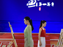 无界Ⅲ——匠心暨《成衣制作》和《舞蹈表演与编导》联合课程展成功举办